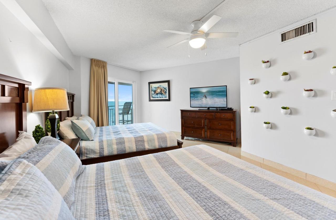 Paradise Beach Club - Oceanfront And Penthouse Satellite Beach Bagian luar foto