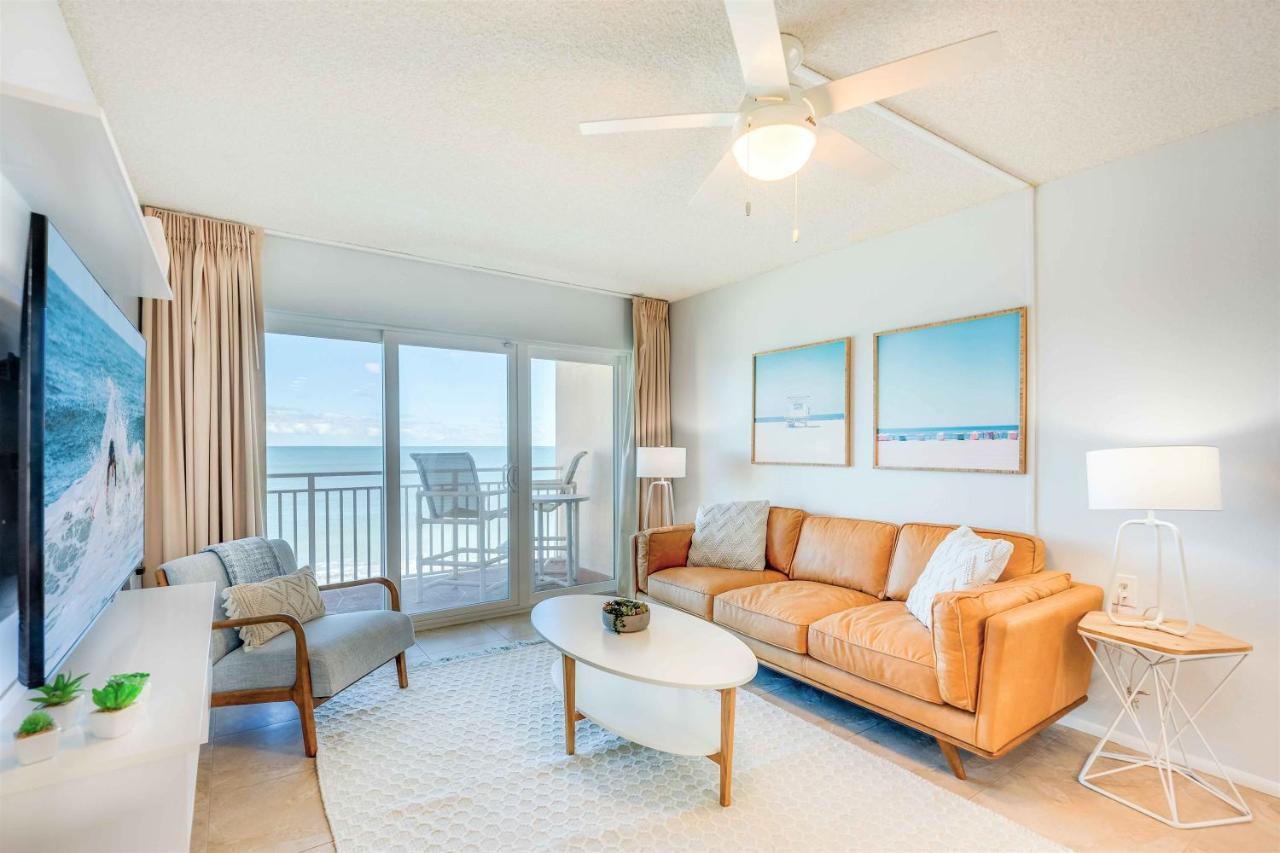 Paradise Beach Club - Oceanfront And Penthouse Satellite Beach Bagian luar foto